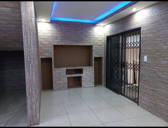 2 BEDROOM APARTMENT RENTED IN EASTBURY